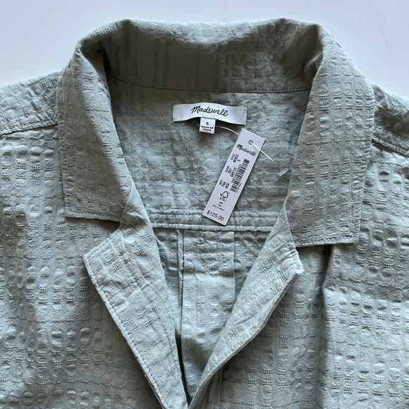 🚫SOLD NWT Maxwell Seersucker Camp Romper Sage Green - Picture 3 of 6